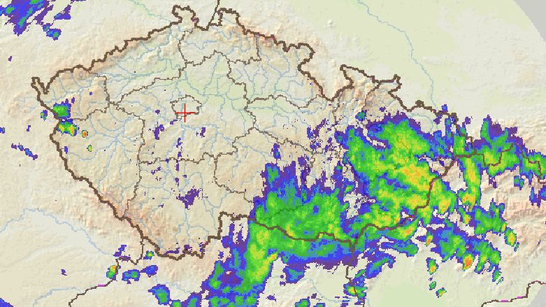 Srážky nad Českem na radarovém snímku k 18:30.