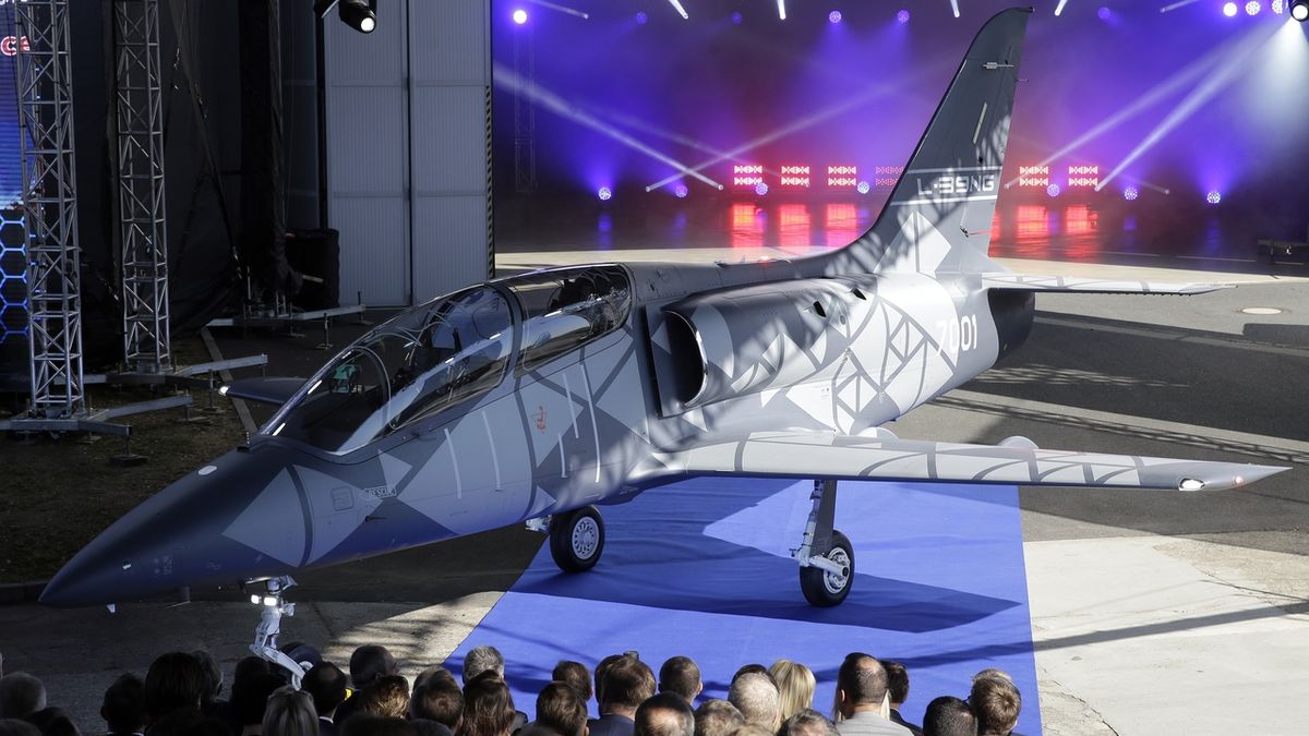 Maďarsko nakoupí 12 letadel L-39NG z Aero Vodochody