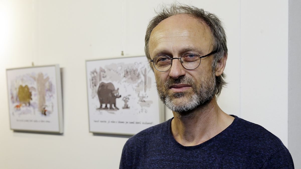Kreslíř a karikaturista Mirek Kemel vystavuje tvorbu z posledních dvou let.
