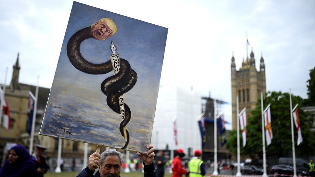 Protest proti americkému prezidentovi Donaldu Trumpovi v Londýně 