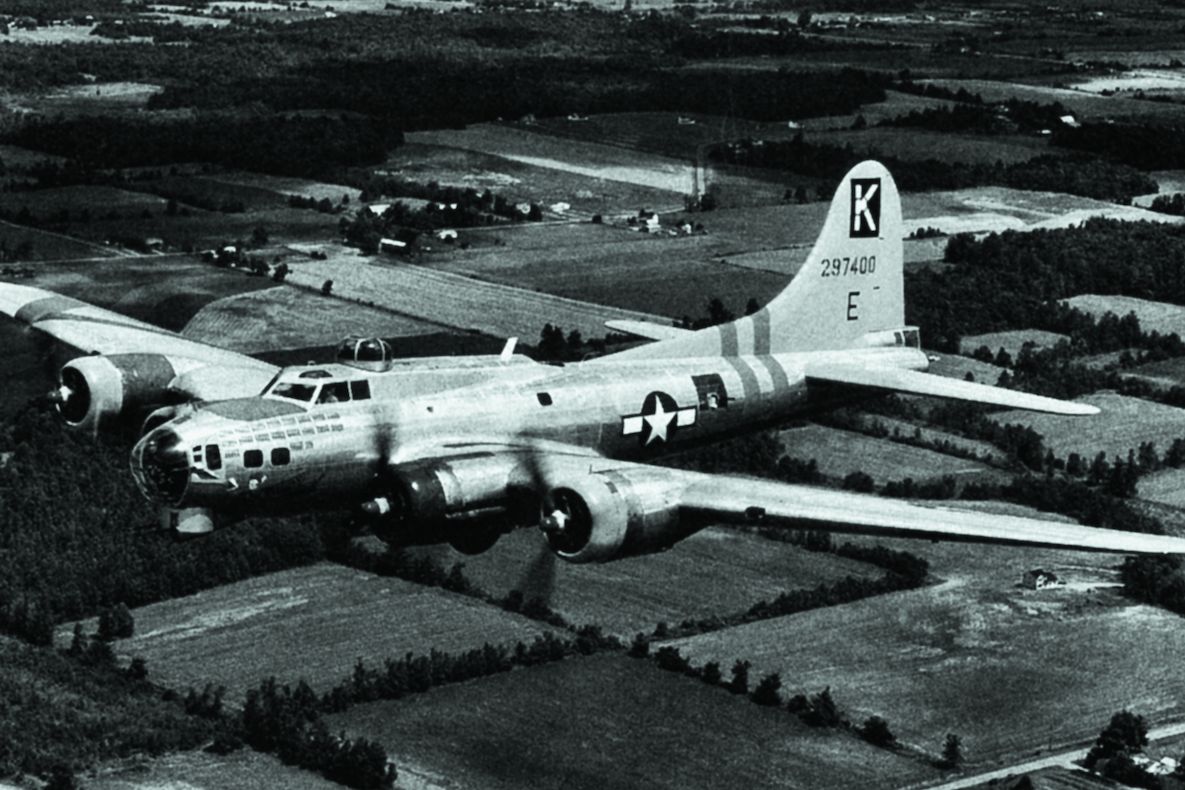 Americký bombardér B-17. Jeho posádky využívaly otřesů letadla a nízkých teplot k výrobě zmrzliny, kterou jedli po návratu z operací.