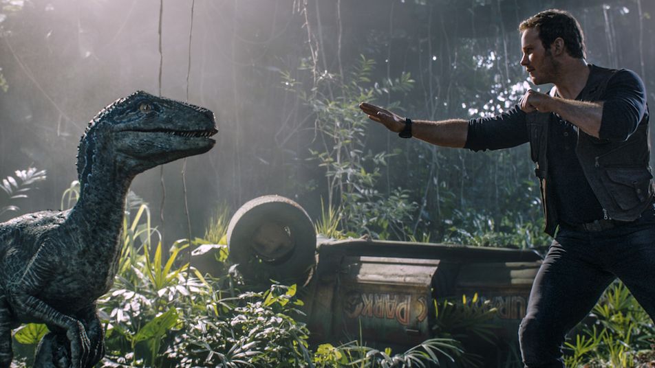 Lidé se setkali s dinosaury maximálně na filmových plátnech (Jurský svět, 2015).
