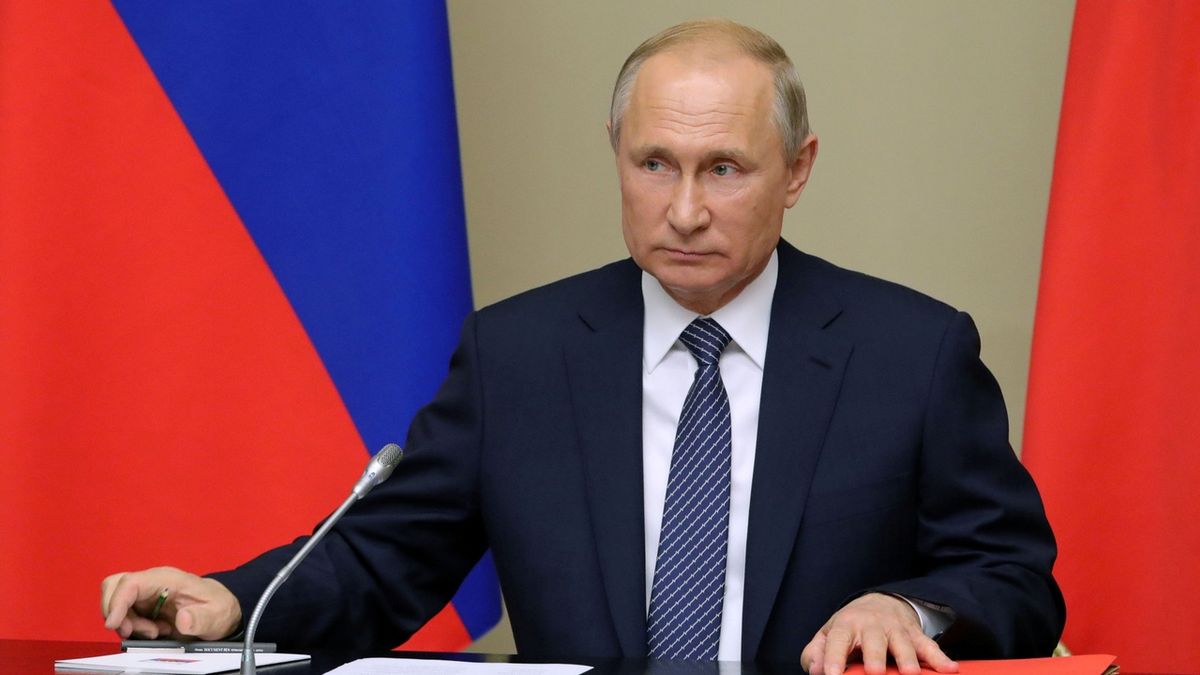 Ruský prezident Vladimir Putin na setkání bezpečnostní rady v Moskvě.