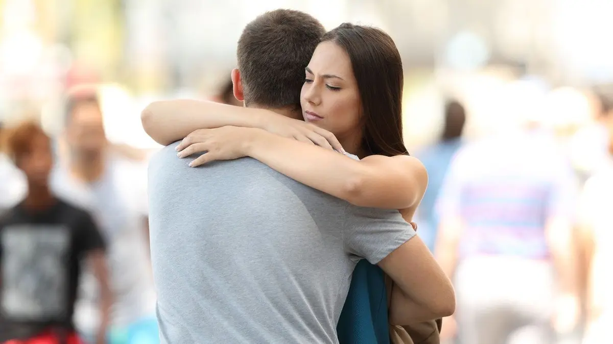 Priznaky Podle Kterych Lze Poznat Emocionalni Neveru Novinky Cz