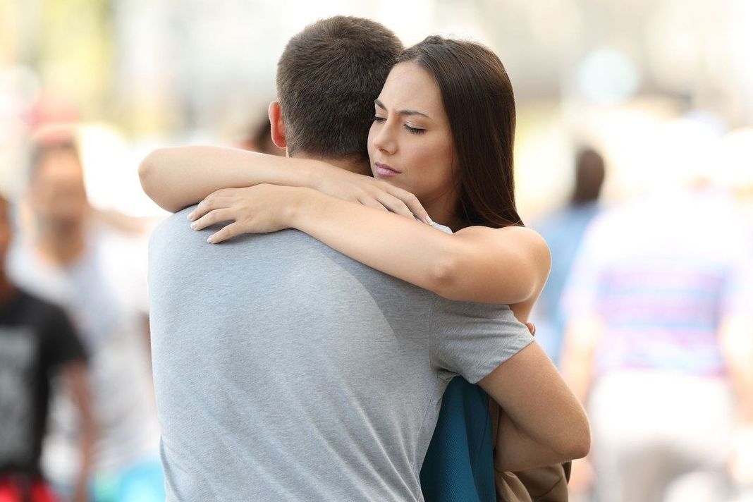 Jak poznat, že se emocionální nevěra dotýká vašeho života, nebo života vašeho partnera? 