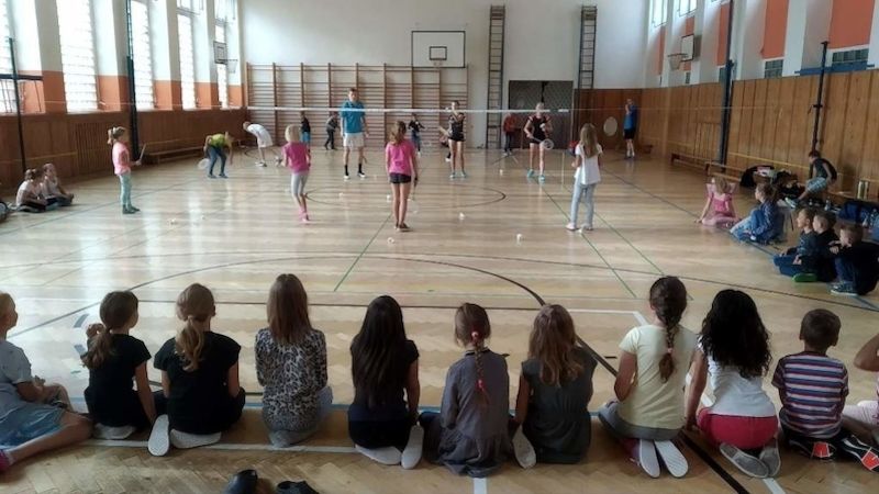 Prezentace badmintonu na mosteckých školách