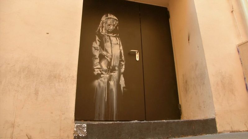 Policie ve Francii zadržela podezřelé z krádeže Banksyho díla
