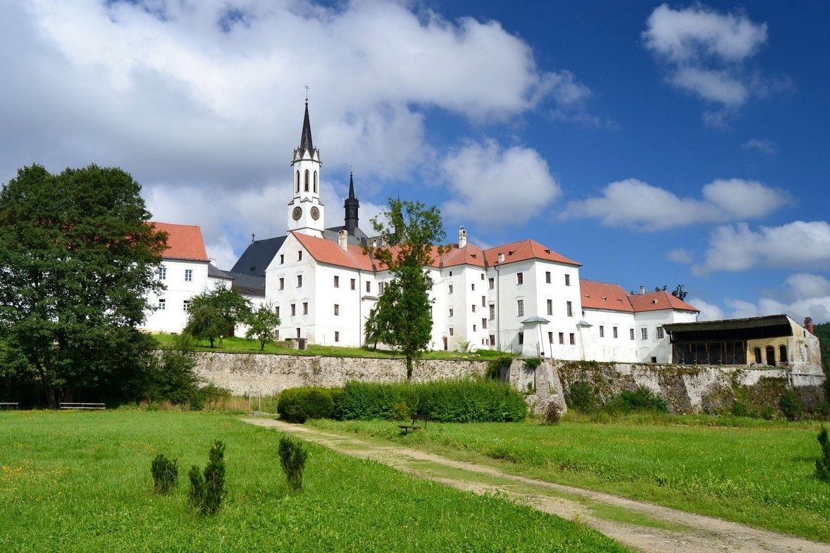 Pohled na vyšebrodský klášter, sídlo cisterciáckého opatství Naší Paní ve Vyšším Brodě.