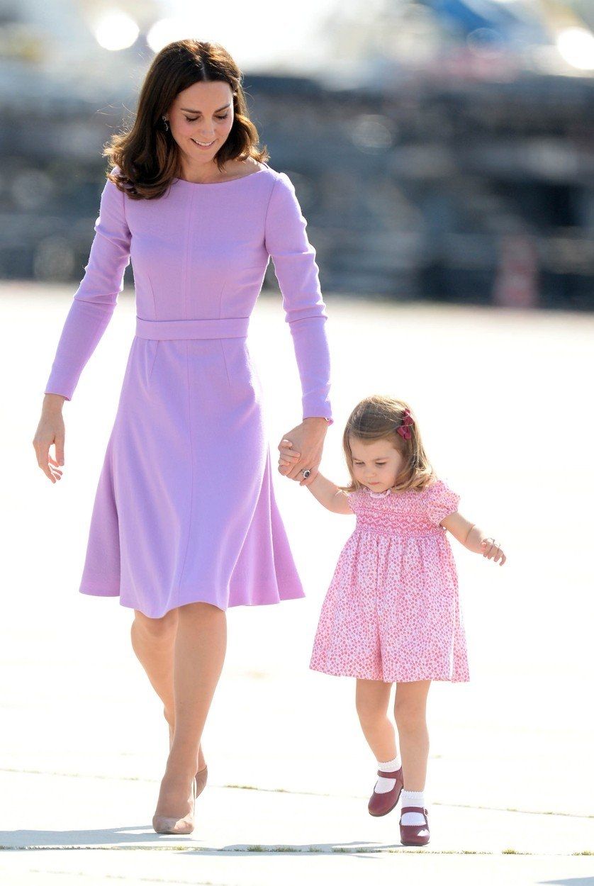 Princezna Charlotte s maminkou vévodkyní Kate
