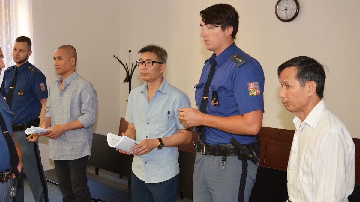 Trojice obžalovaná v drogové kauze v Plzni.