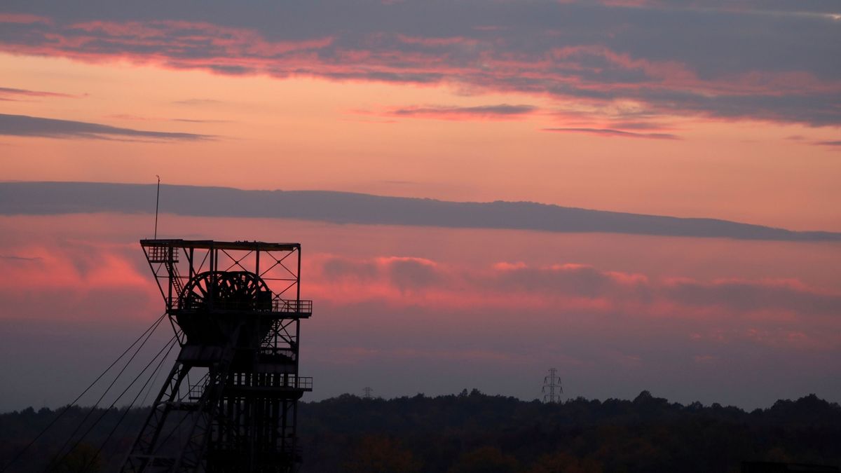 Uhelný důl u Katowic. Ilustrační foto