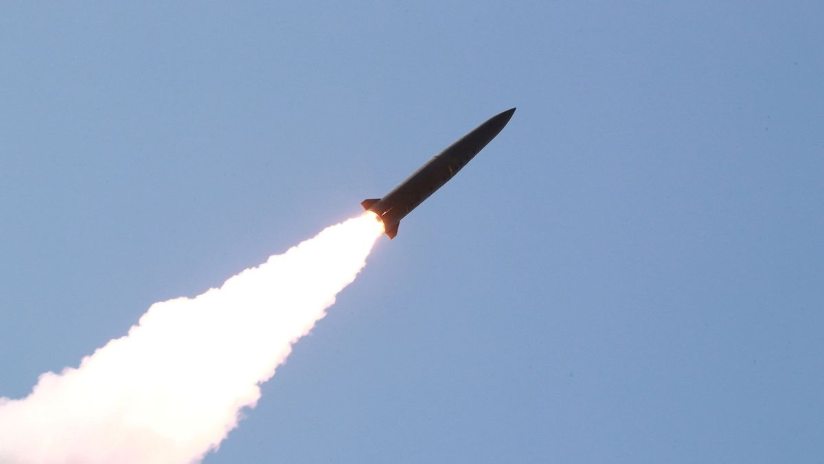Test severokorejské rakety krátkého doletu  