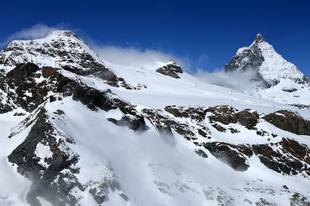 Po cestě je výhled na Matterhorn z atraktivních úhlů.