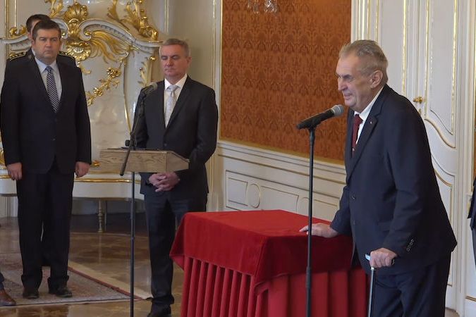 Prezident Miloš Zeman jmenoval nové ministry 