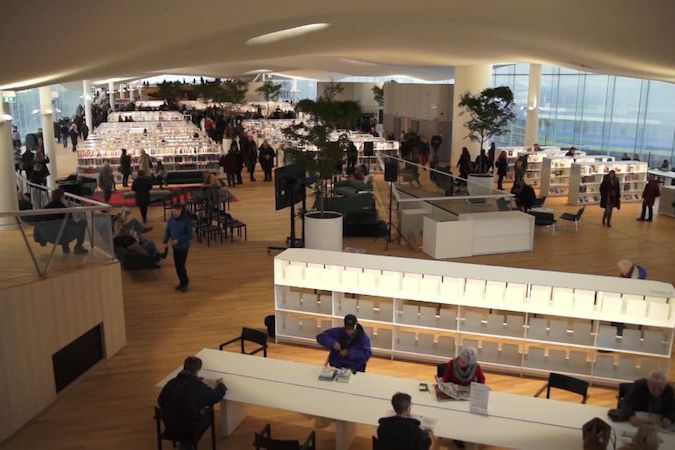 BEZ KOMENTÁŘE: V Helsinkách otevřeli knihovnu budoucnosti