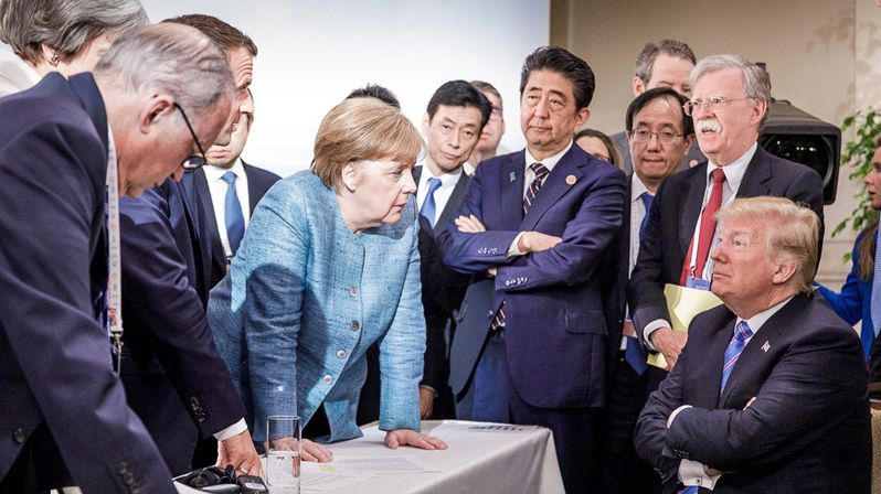 Fotografie státníků ze summitu zemí G7 