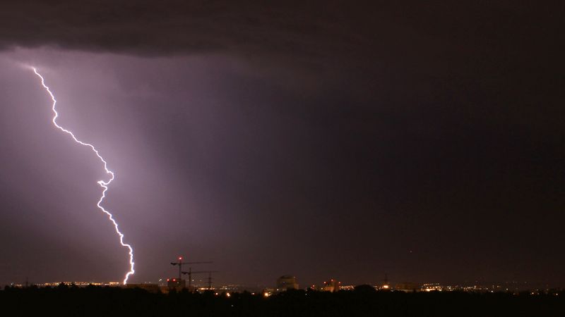 Znovu dorazí silné bouřky, varovali meteorologové