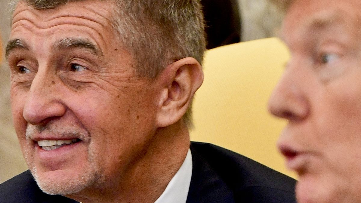 Trump ztrestal Španělsko, kvůli obraně se teď může pustit i do Česka