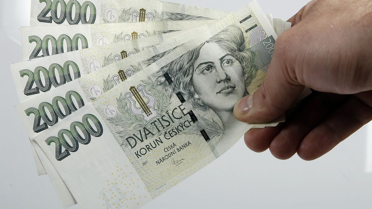 Schodek státního rozpočtu překročil v dubnu 100 miliard korun