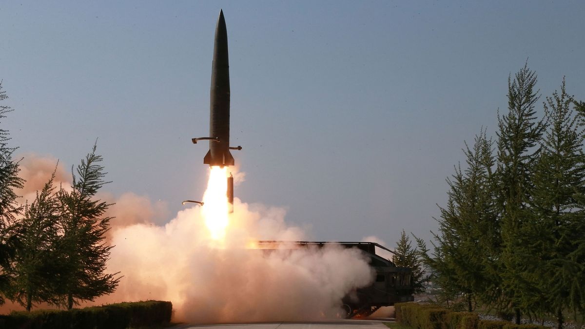 Severní Korea oznámila, že provedla test nové protiletadlové rakety
