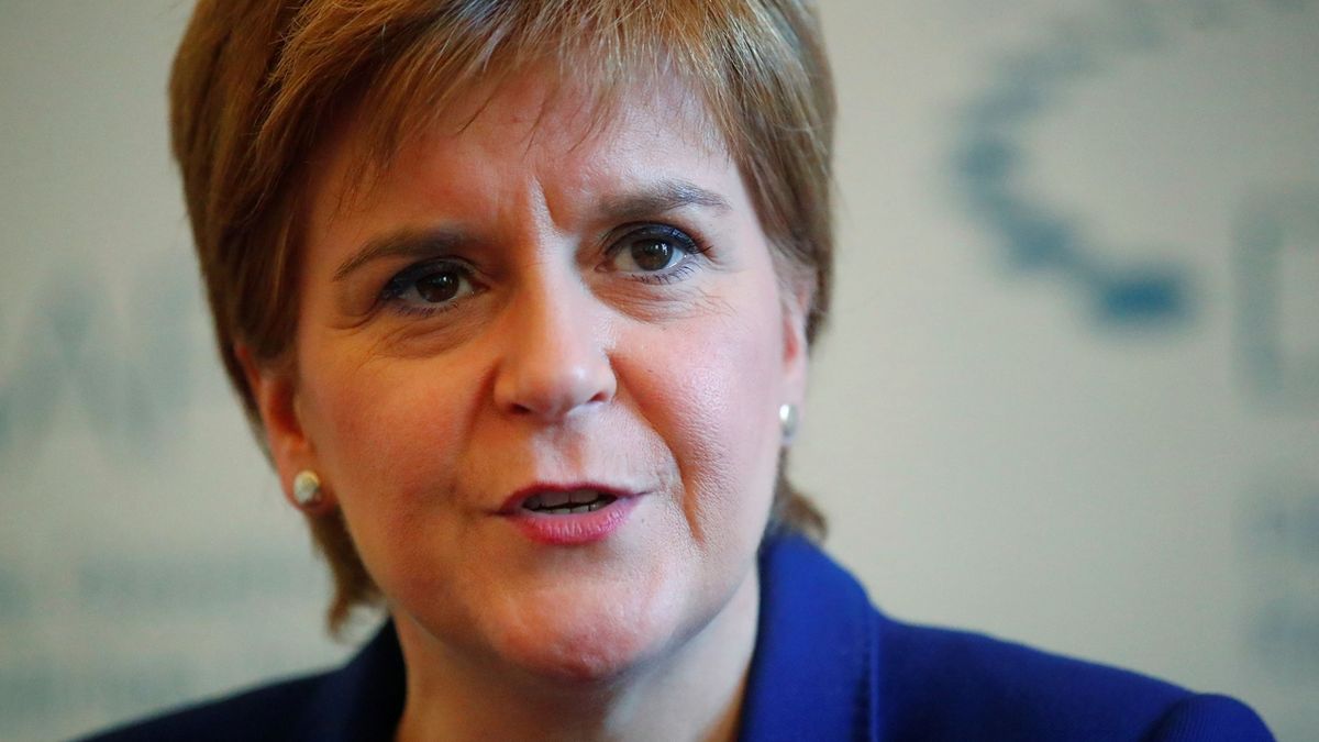 Policie zadržela bývalou skotskou premiérku Nicolu Sturgeonovou