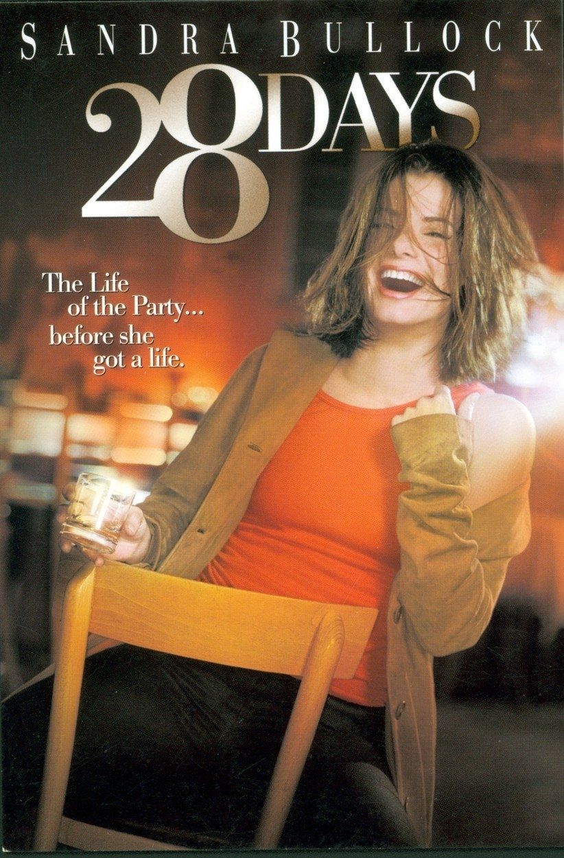 Život jako jeden velký mejdan? Sandra Bullocková naštěstí ve filmu 28 dní (2000) pochopí, že hledat štěstí na dně sklenky je marné.
