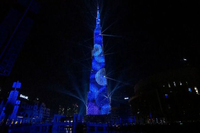BEZ KOMENTÁŘE: Laserová show v Dubaji překonala světový rekord