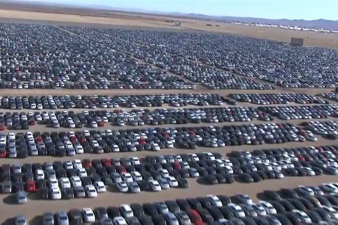 BEZ KOMENTÁŘE: Jenom v USA skladuje Volkswagen 300 tisíc dieselů