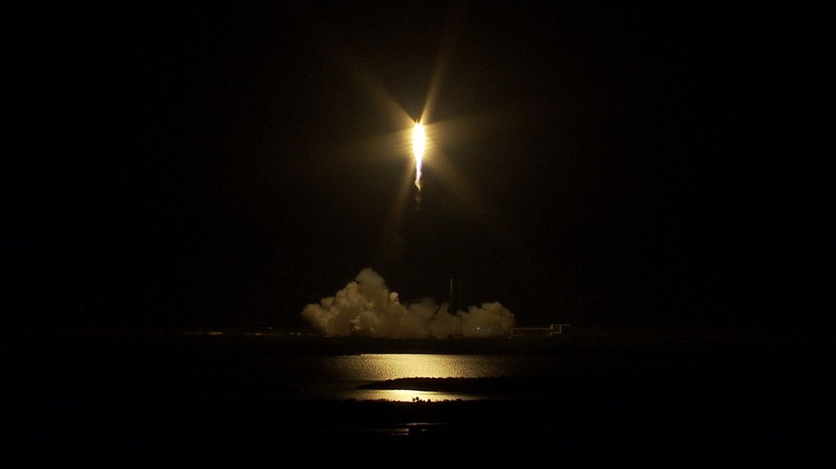 Start rakety Falcon 9 se zásobovací lodí Dragon