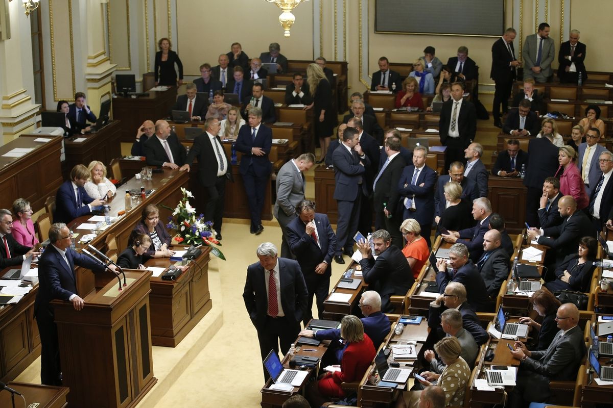 Jednání Sněmovny před hlasováním o důvěře vládě Andreje Babiše
