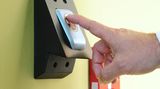 Využívání biometrických údajů ve firmách by se mělo omezit, doporučil ÚOOÚ