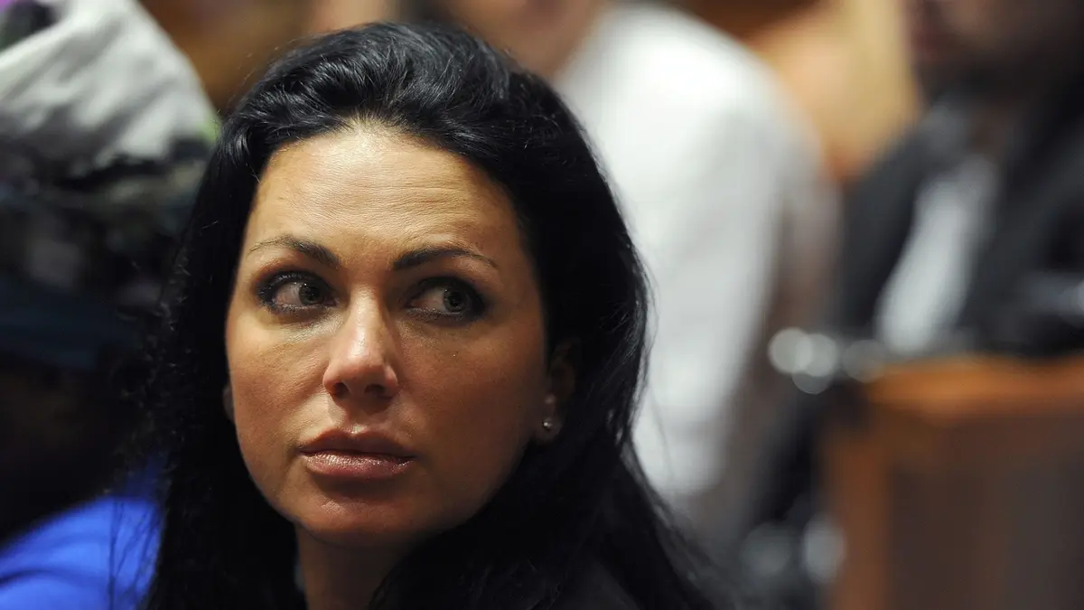 Krejcirova Chce Manzela Doma Pise O Pomoc Na Vsechny Strany