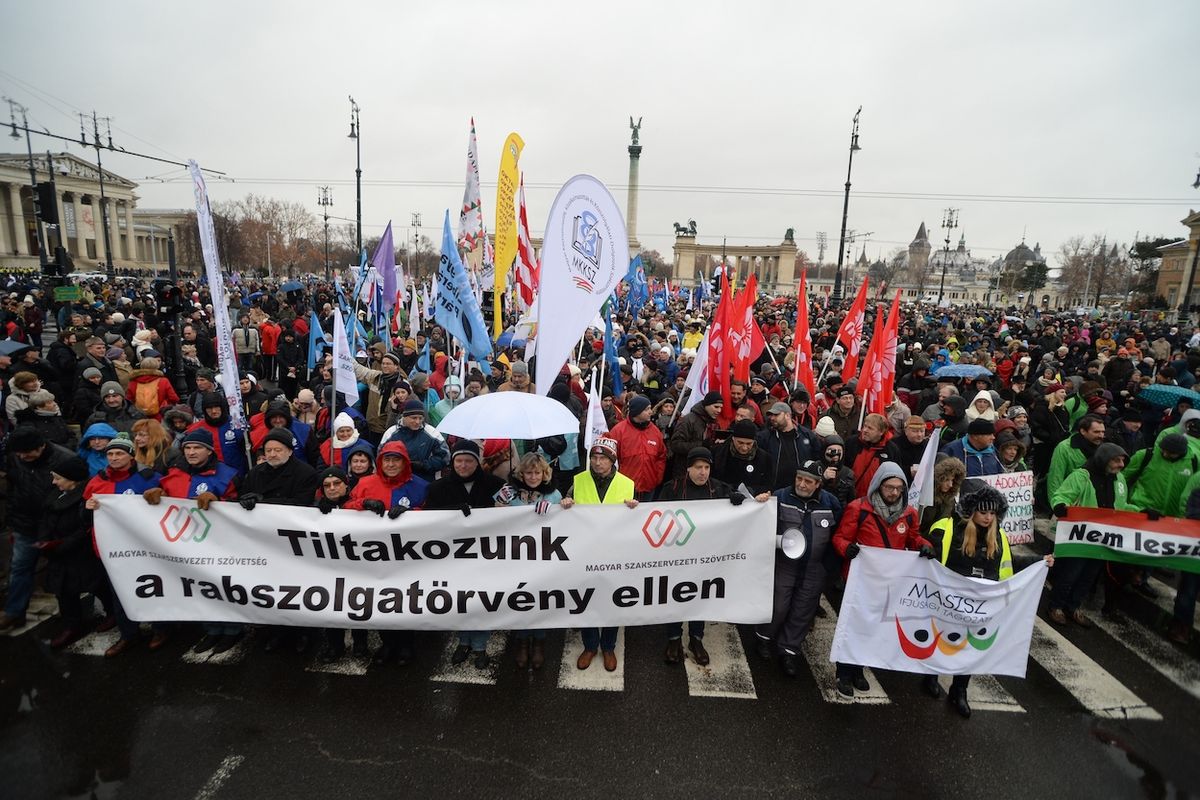 Maďarský pochod proti takzvanému otrokářskému zákonu