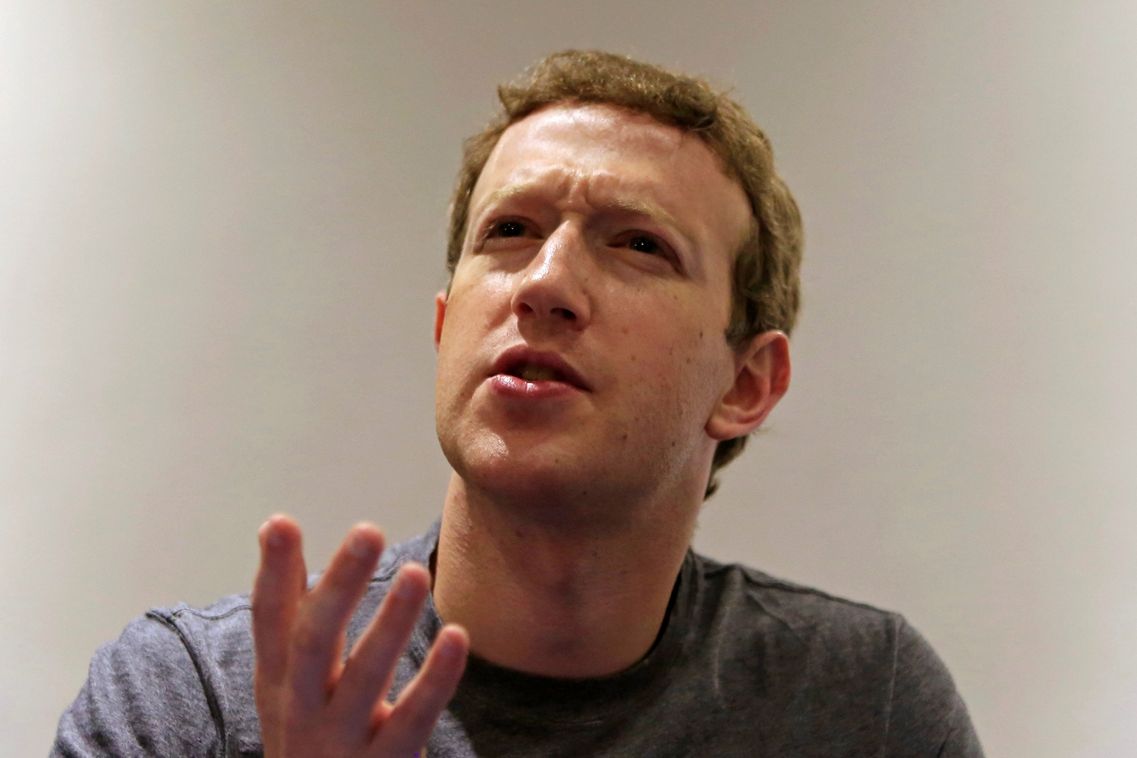 Zakladatel a šéf společnosti Facebook Mark Zuckerberg je stejně jako samotná sociální síť terčem kritiky kvůli úniku uživatelských dat.