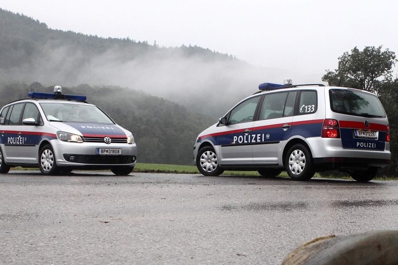 Rakouská policie při zásahu