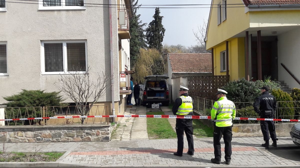 Kriminalisté vyšetřují střelbu na Brněnsku