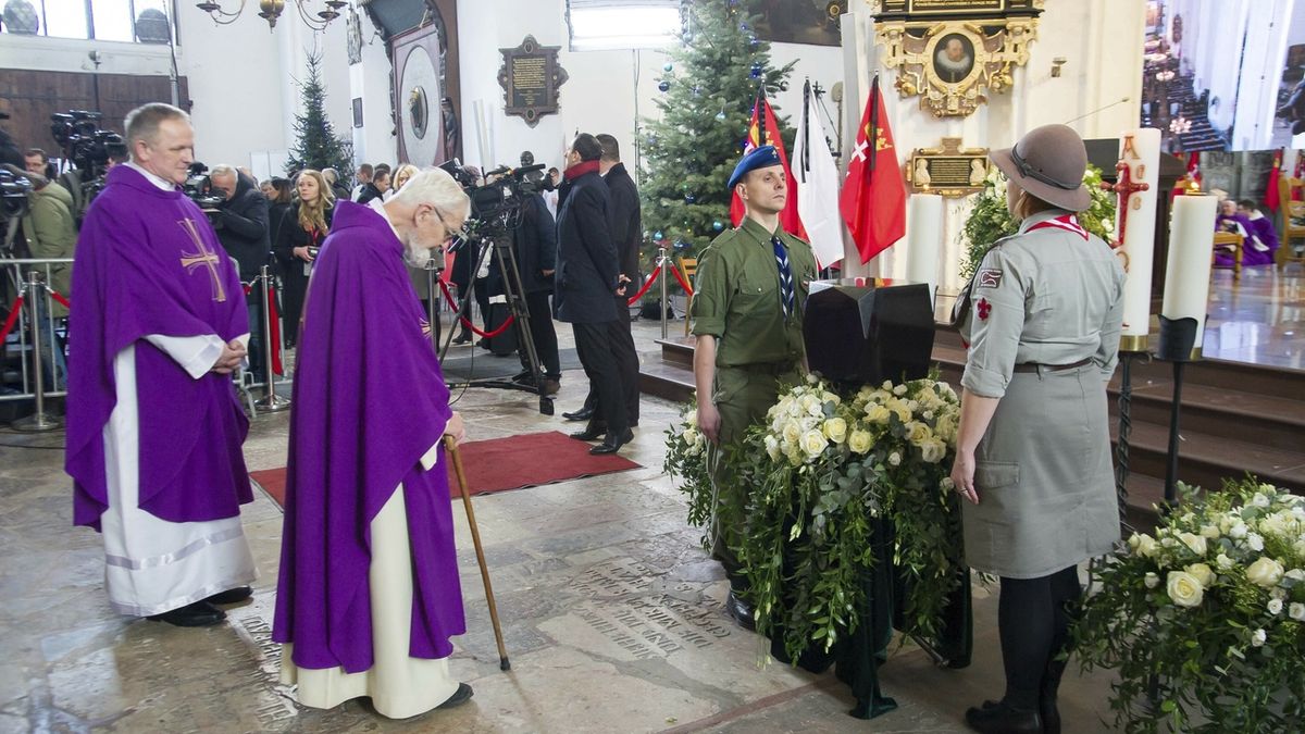 Pohřeb zavražděného primátora Gdaňsku Pawla Adamowicze
