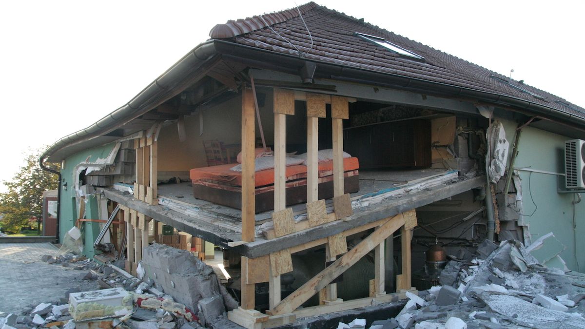 Výbuch v obci Perná na Břeclavsku