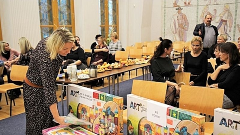 Zlínský magistrát věnoval městským mateřským školám nové hračky