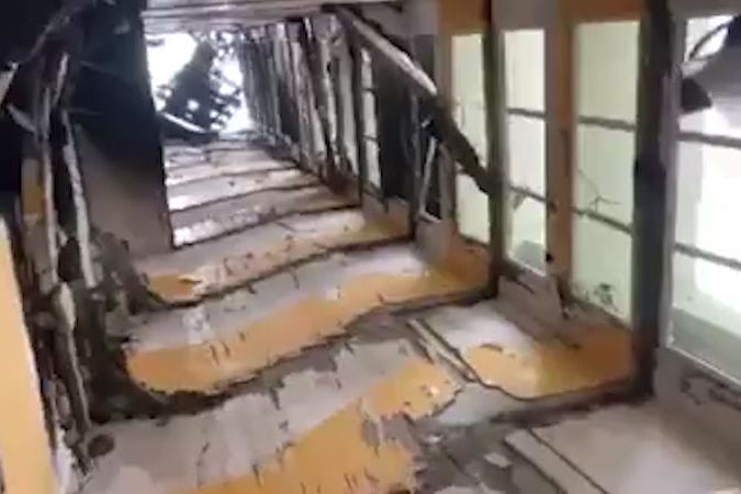 BEZ KOMENTÁŘE: Zřícené schodiště po výbuchu v domě v Prešově