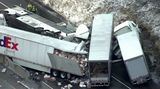 Tři kamiony v Pensylvánii narazily do autobusu: Pět mrtvých a 60 zraněných