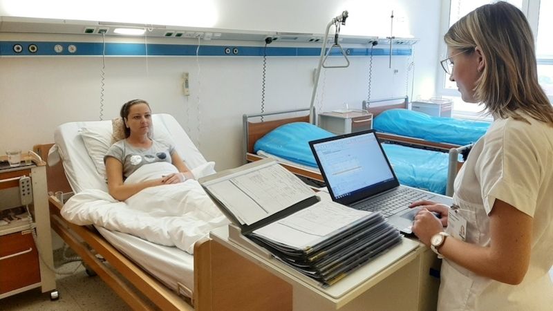 Nová elektronická zdravotní dokumentace usnadňuje práci lékařům i sestrám