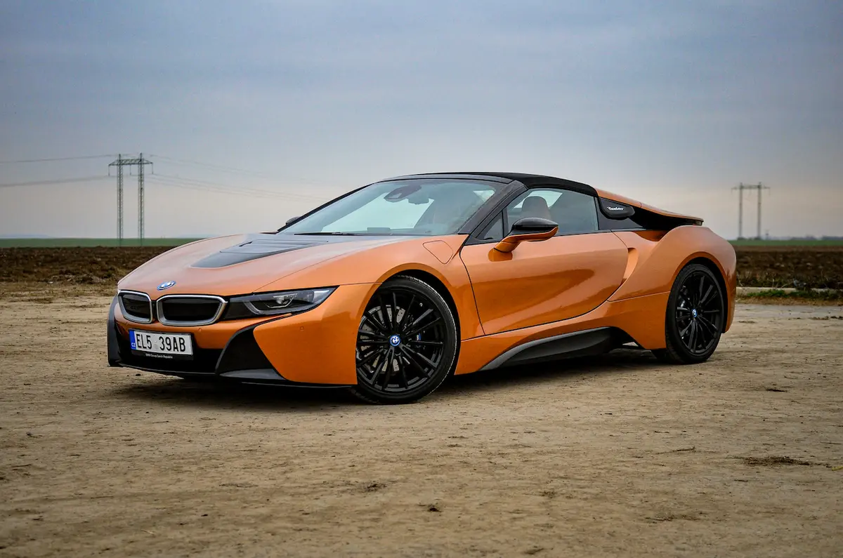 Test Bmw I8 Roadster Bezhlavy Navstevnik Z Budoucnosti Novinky Cz