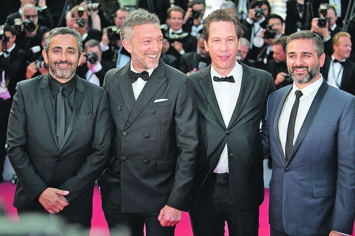 Na zakončení festivalu v Cannes přijeli zleva: Éric Toledano, Vincent Cassel, Reda Kateb a Olivier Nakache.