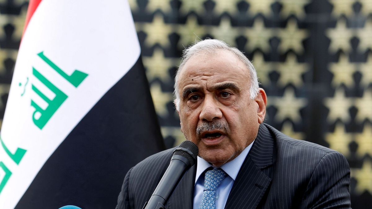 Irácký premiér Ádil Abdal Mahdí ve čtvrtek hovořil s americkým ministrem zahraničí Mikem Pompeem
