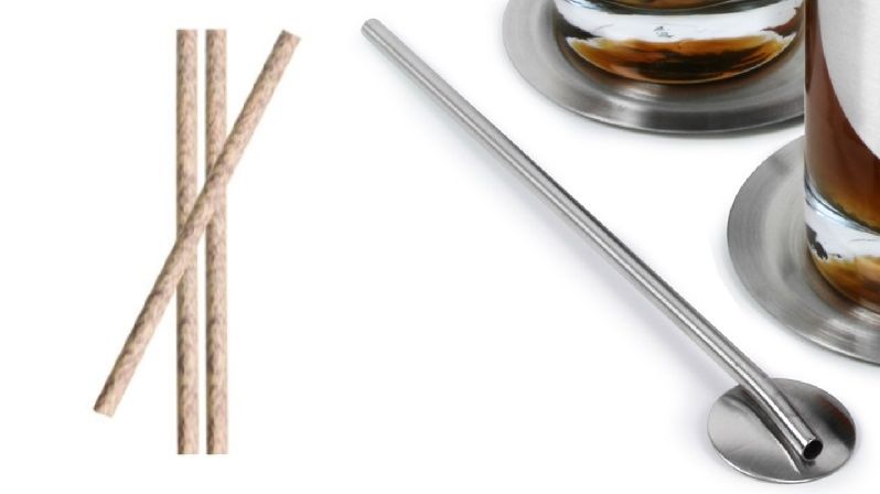 Na koktejly oceníte rozložitelné bambusové brčko nebo kousky kombinované se lžičkou.