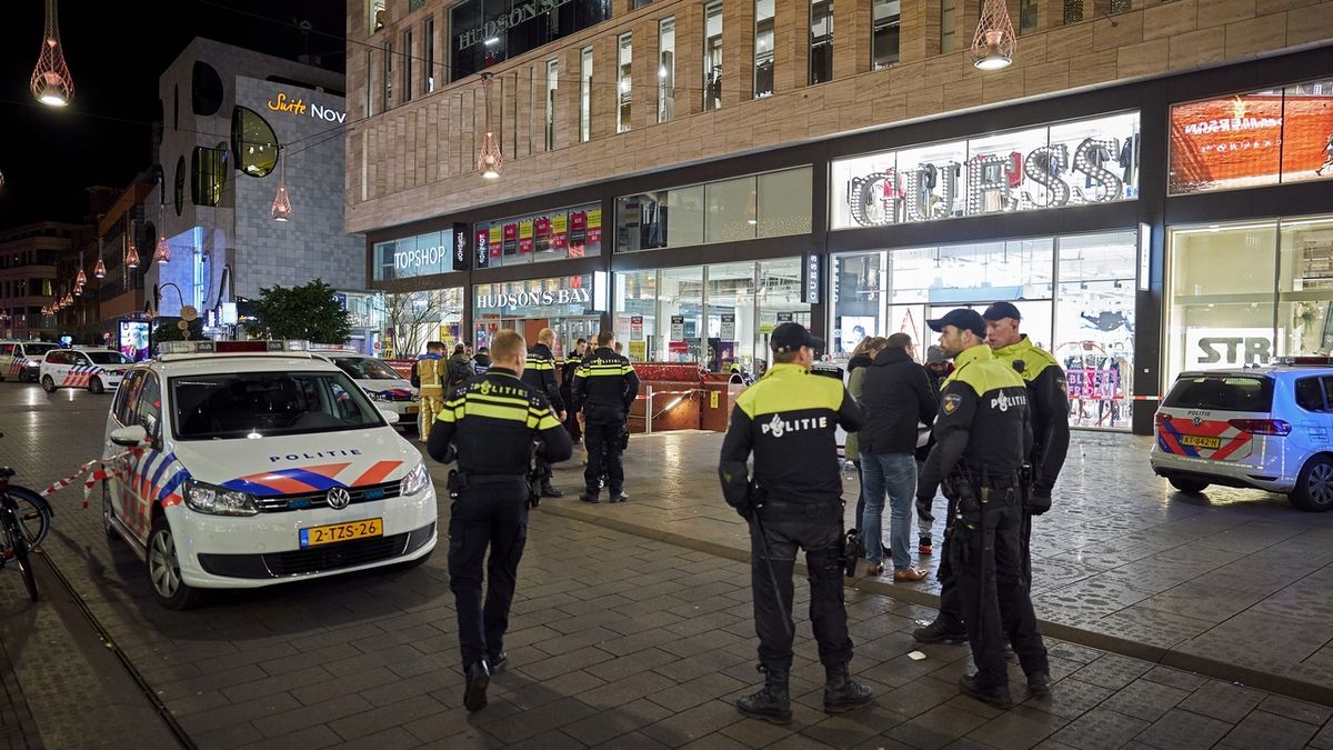 Nizozemská policie zatkla muže podezřelého z útoku v Haagu