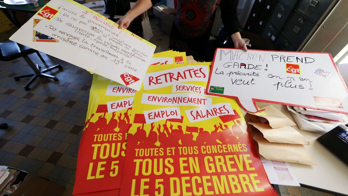 Francii čeká ve čtvrtek 5. prosince generální stávka.