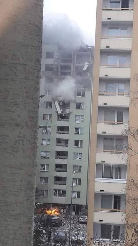 Dům v Prešově poničený výbuchem