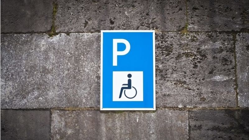 Parkování pro handicapované se zneužívá. Počet přestupků roste
